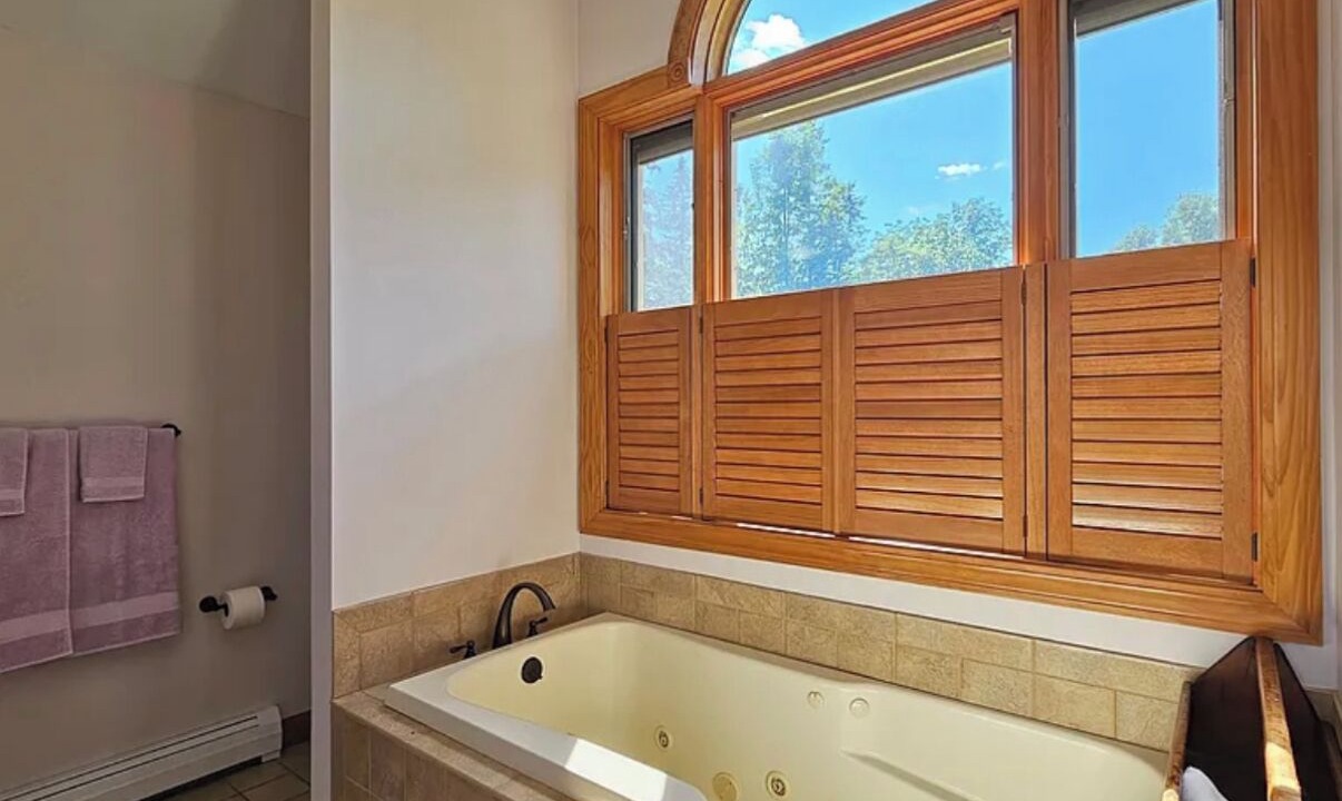 Photo of Bathroom in Waterbury Center
