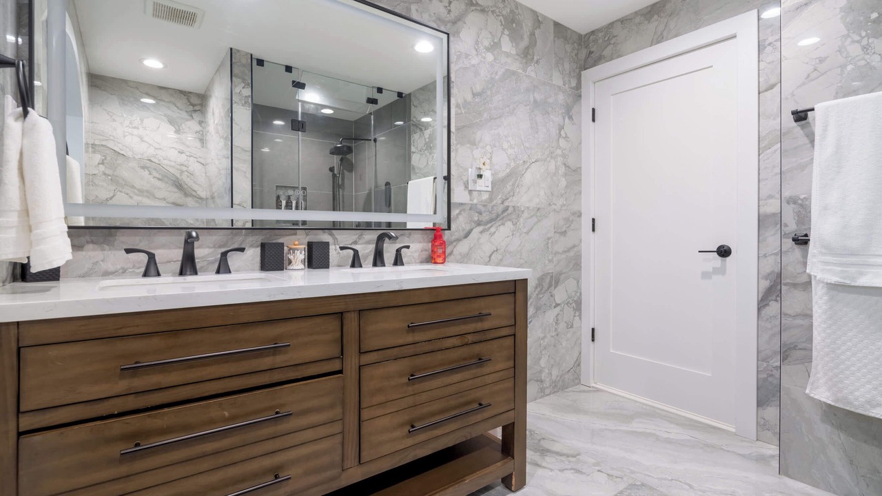 Photo of Bathroom in Old Bethpage