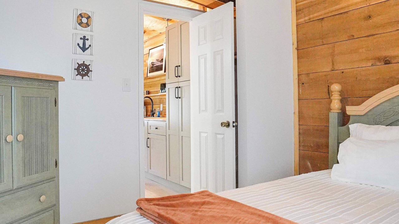 Photo of Bedroom in Locustville