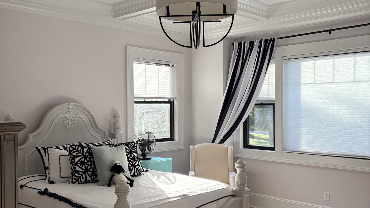 Photo of Bedroom in West Hills