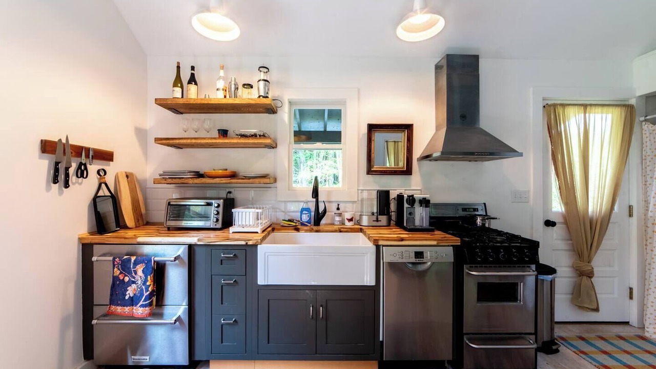 Photo of Kitchen in Lake Hill