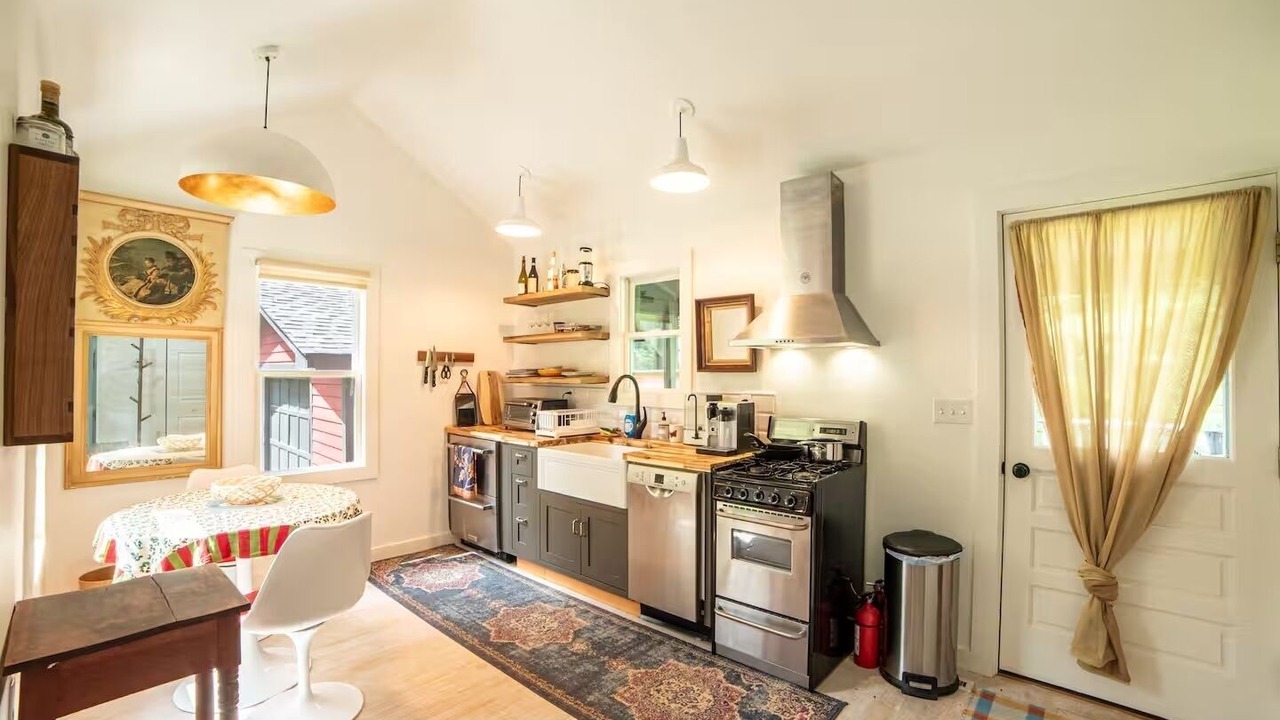 Photo of Kitchen in Lake Hill