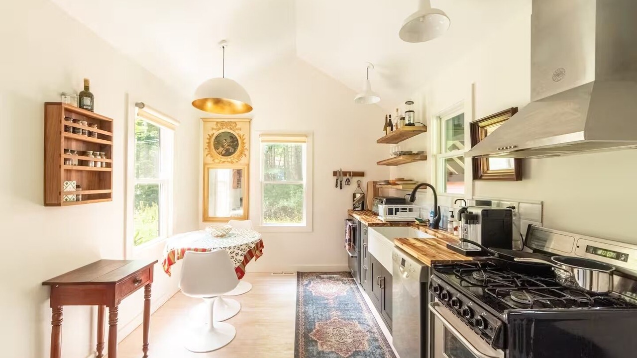 Photo of Kitchen in Lake Hill