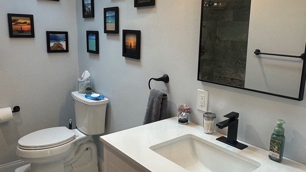 Photo of Bathroom in Cooperstown - Otsego Lake