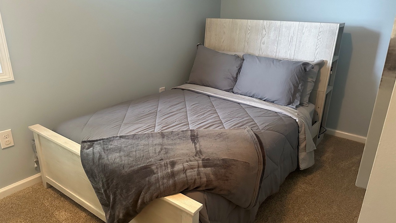 Photo of Bedroom in Cooperstown - Otsego Lake