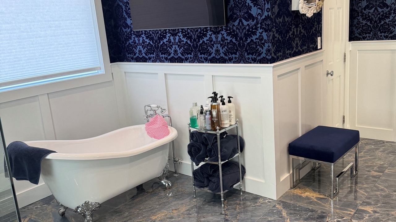 Photo of Bathroom in Old Bethpage