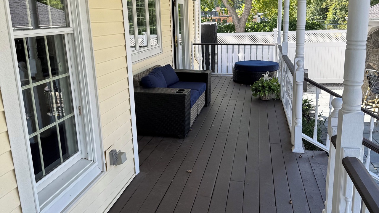 Photo of Patio Balcony in Old Bethpage