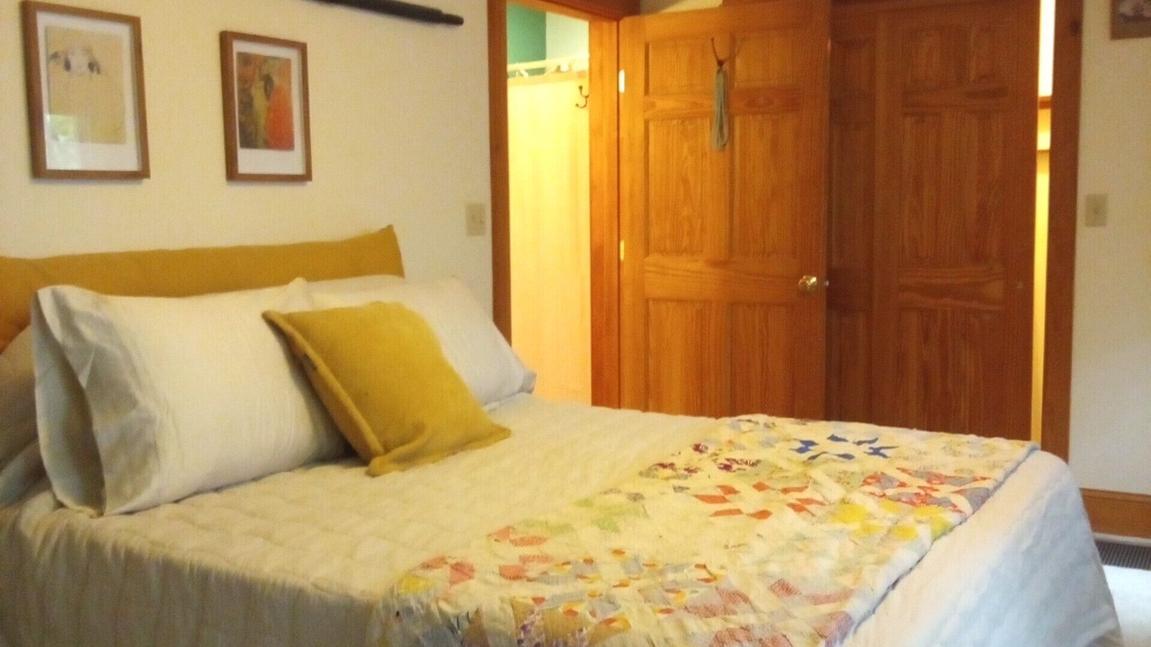 Photo of Bedroom in Weare