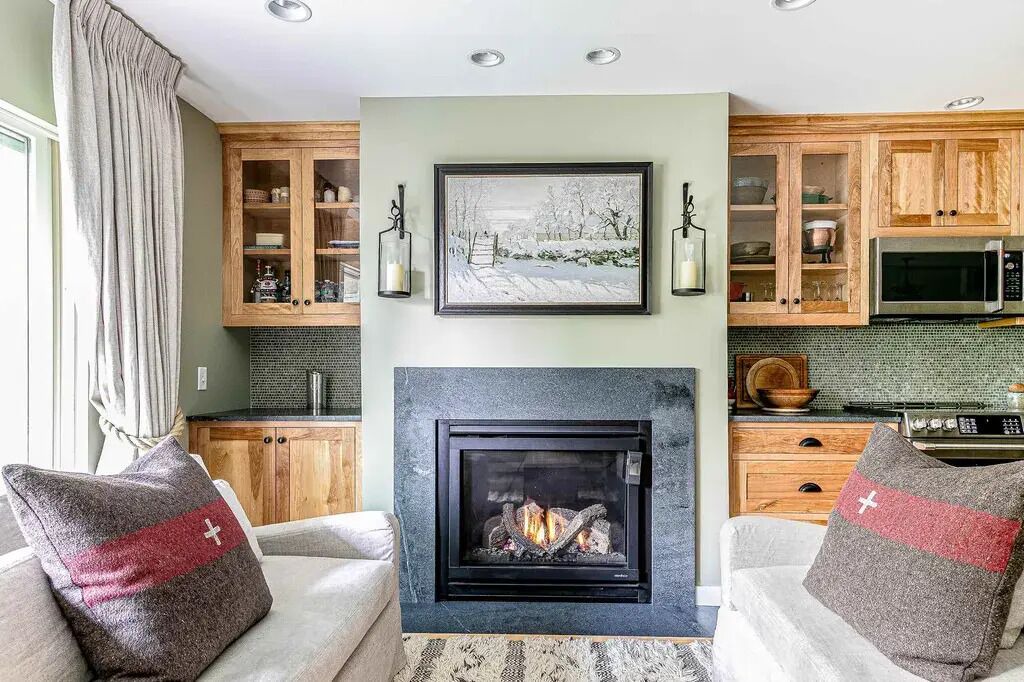 Photo of Livingroom in Warren