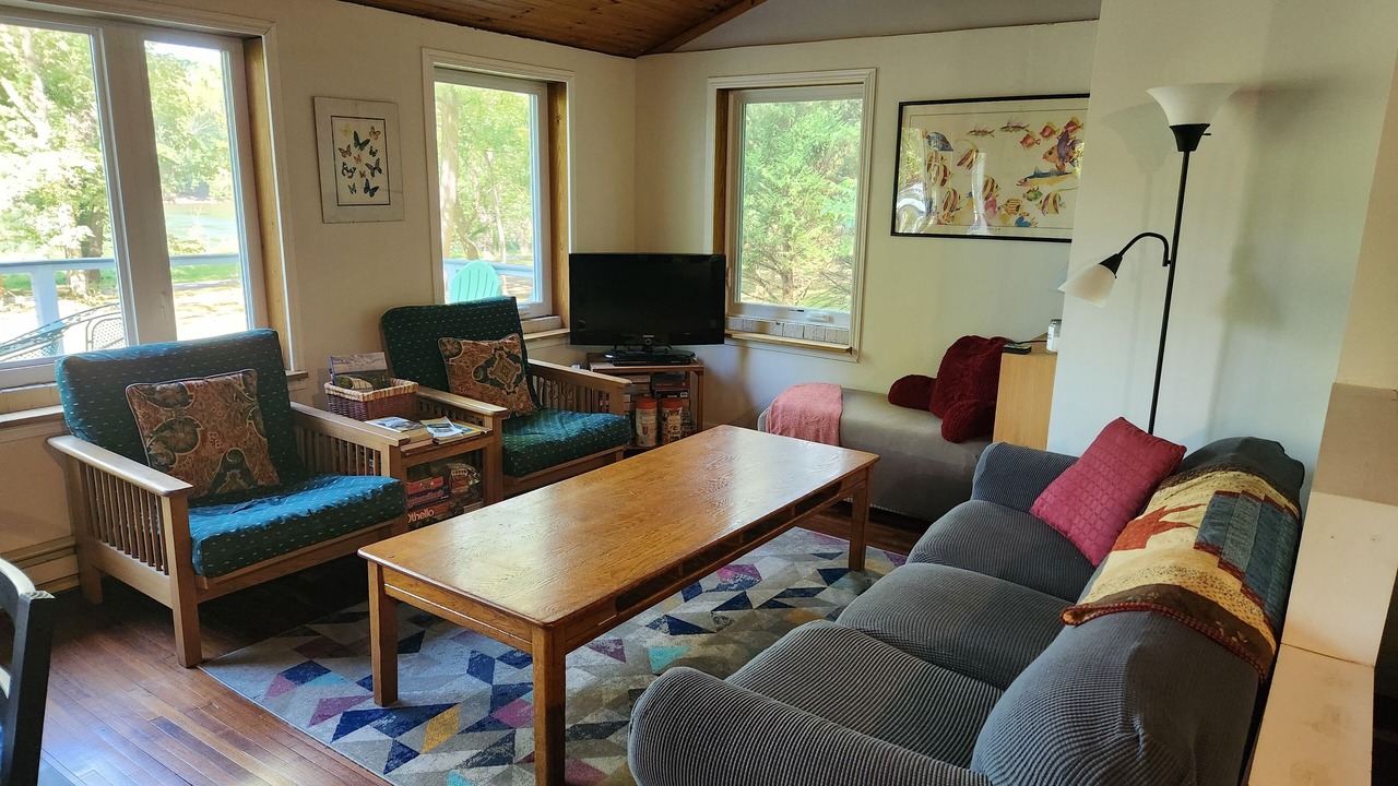 Photo of Livingroom in Shepherdstown