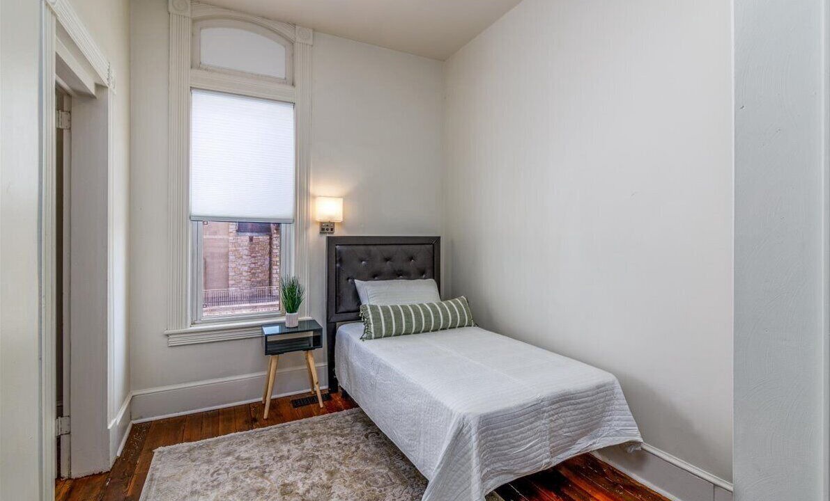 Photo of Bedroom in Salem