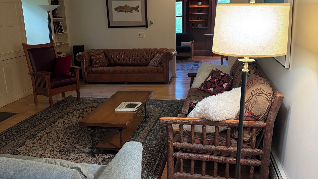 Photo of Livingroom in Warren