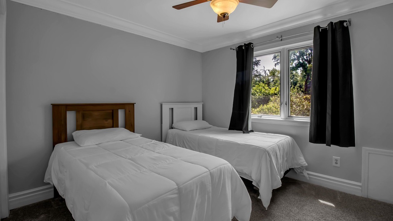 Photo of Bedroom in Williamsville