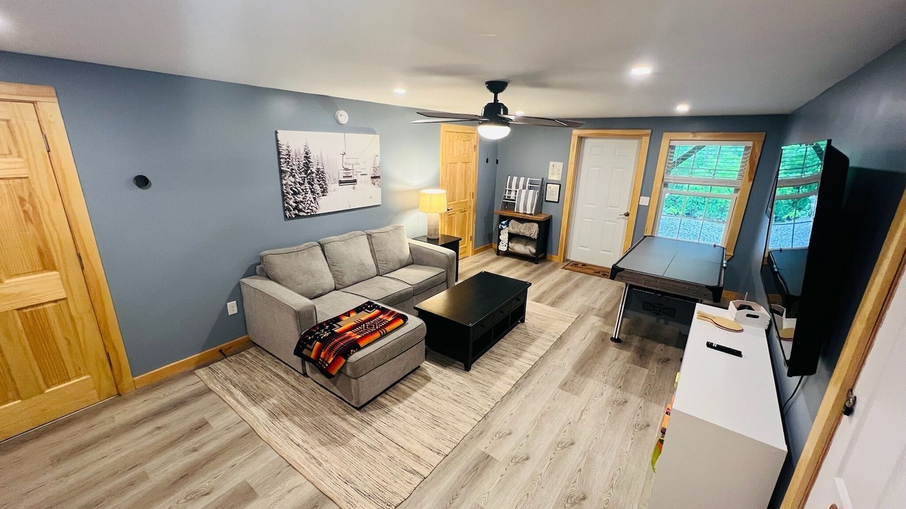 Photo of Livingroom in East Haven  Rutland County