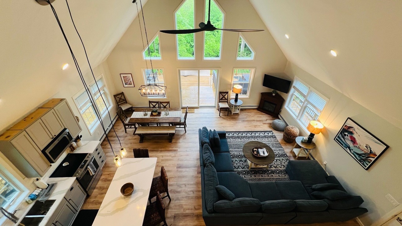 Photo of Livingroom in East Haven  Rutland County