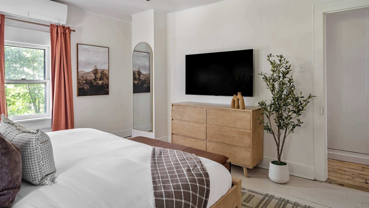 Photo of Bedroom in Philmont