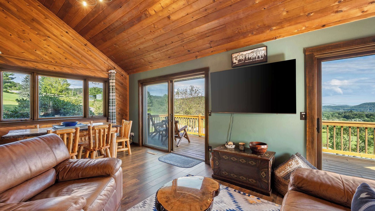 Photo of Livingroom in West Valley