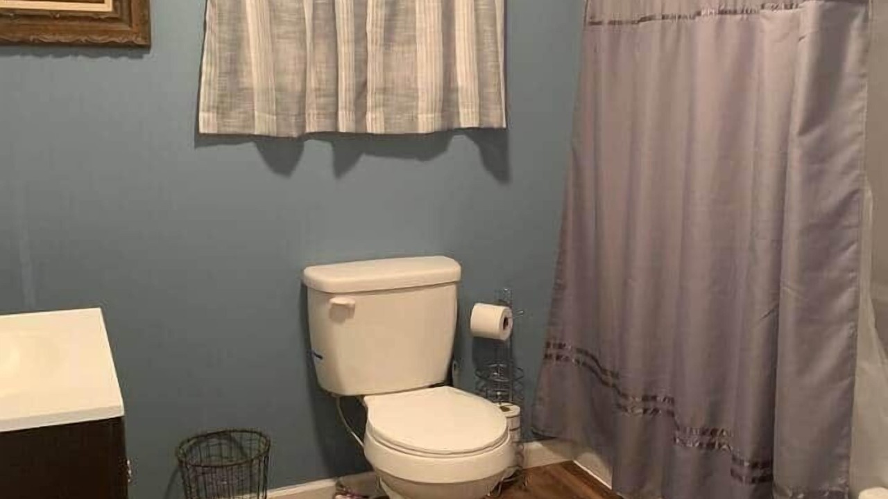 Photo of Bathroom in Meadow Bridge