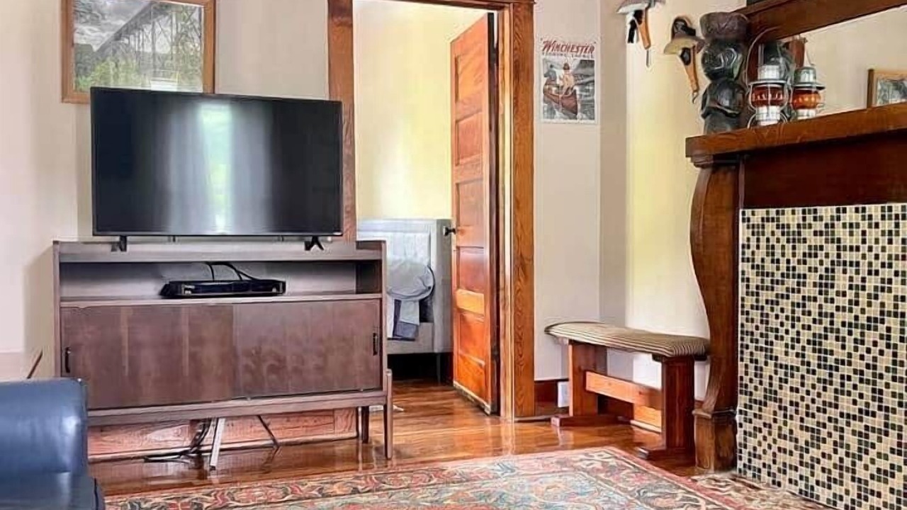 Photo of Livingroom in Meadow Bridge