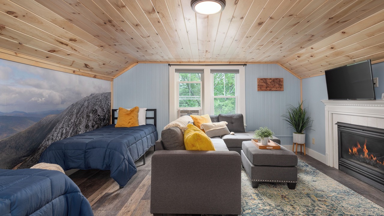 Photo of Livingroom in Intervale