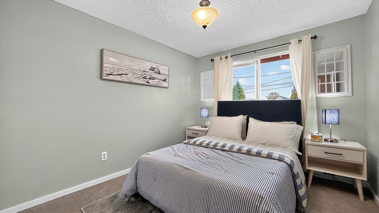 Photo of Bedroom in Silver Lake