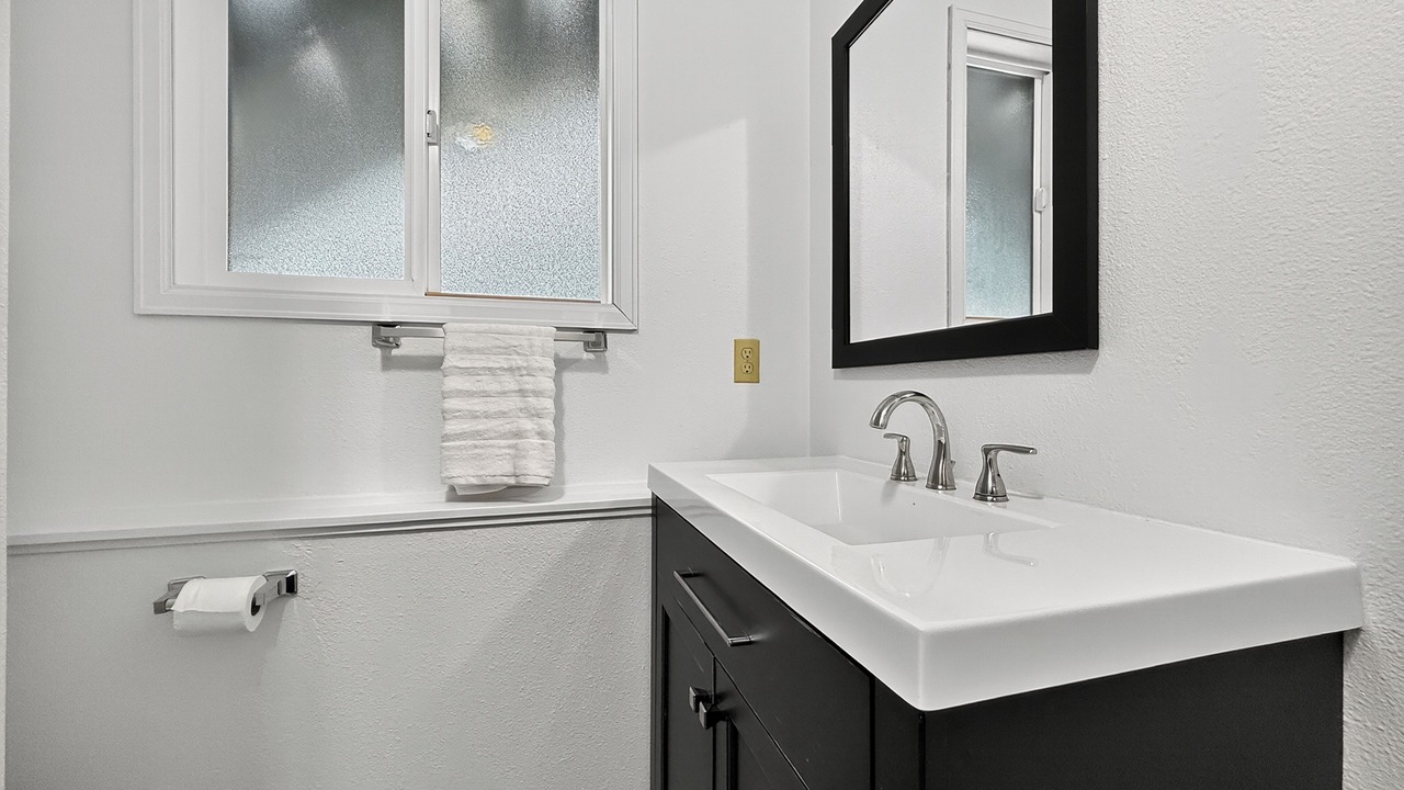 Photo of Bathroom in Silver Lake