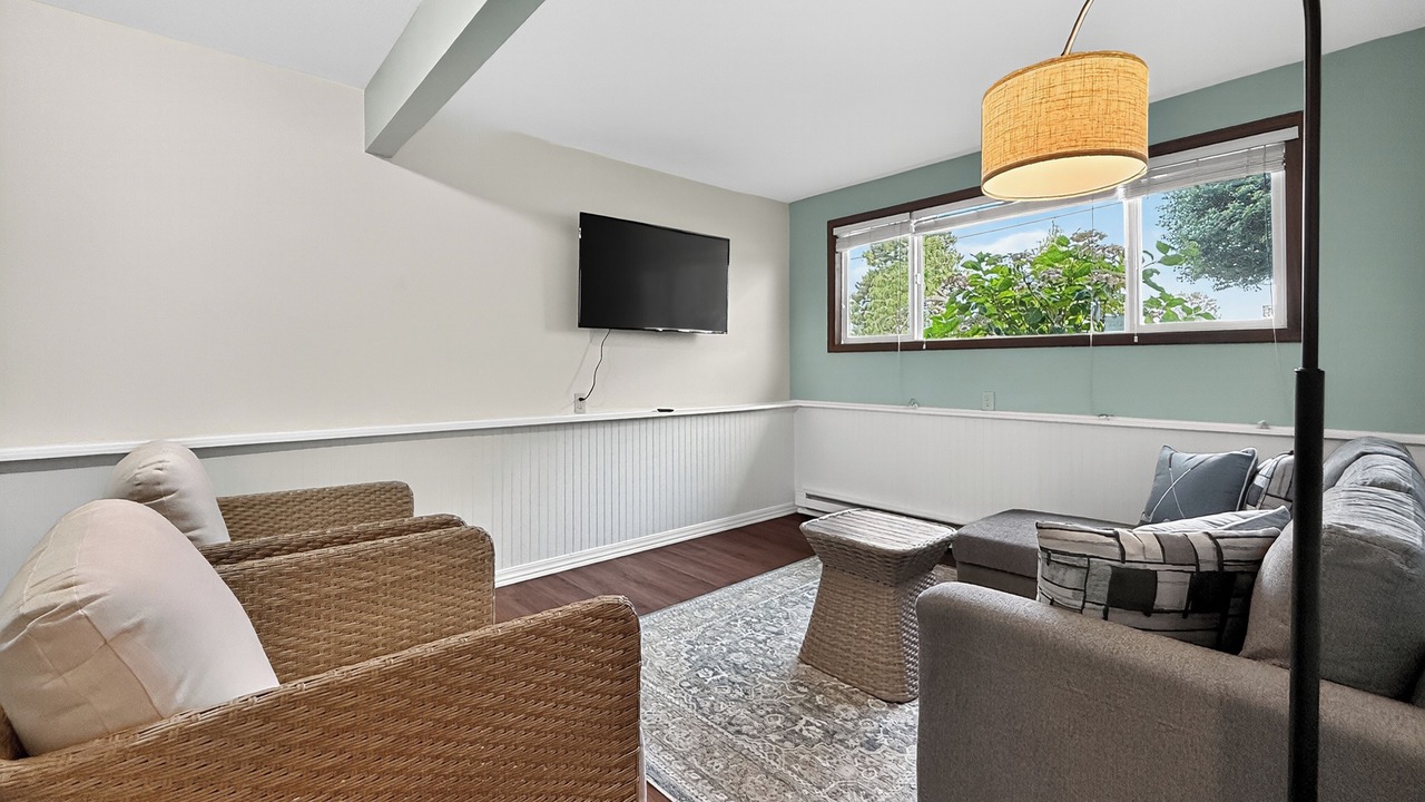 Photo of Livingroom in Silver Lake