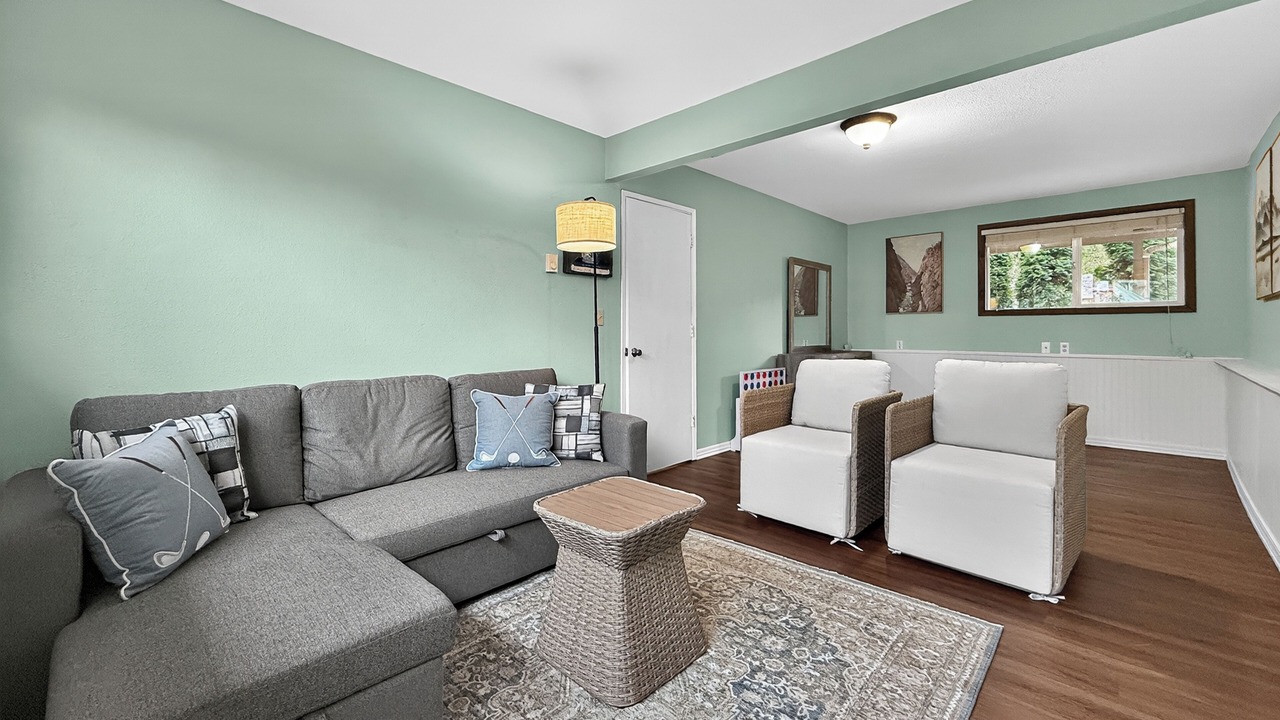 Photo of Livingroom in Silver Lake