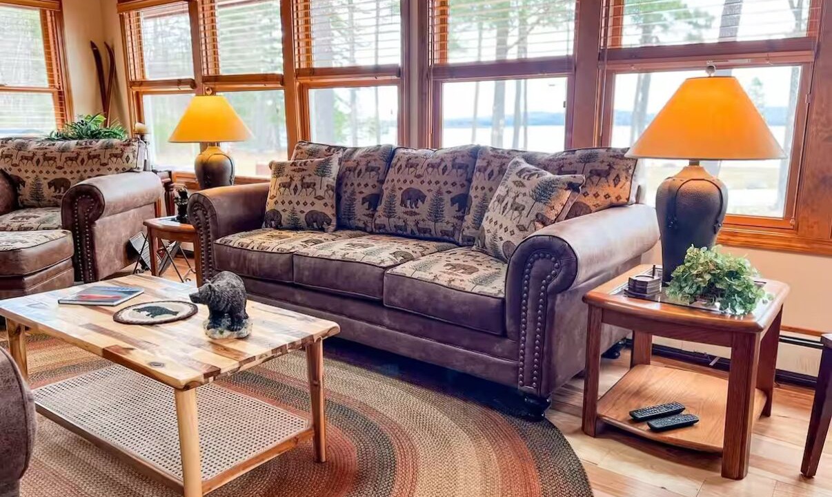 Photo of Livingroom in Center Ossipee