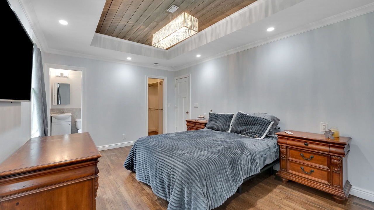Photo of Bedroom in Dix Hills