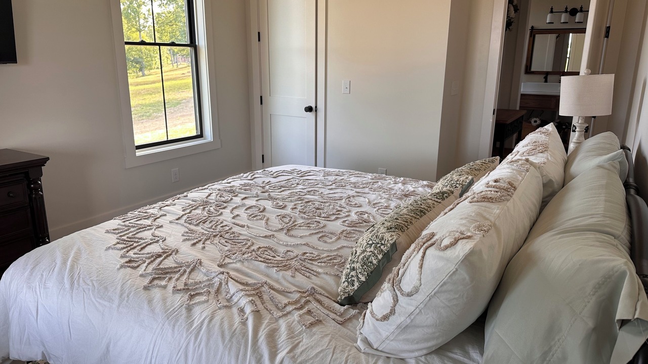 Photo of Bedroom in Keslers Cross Lanes