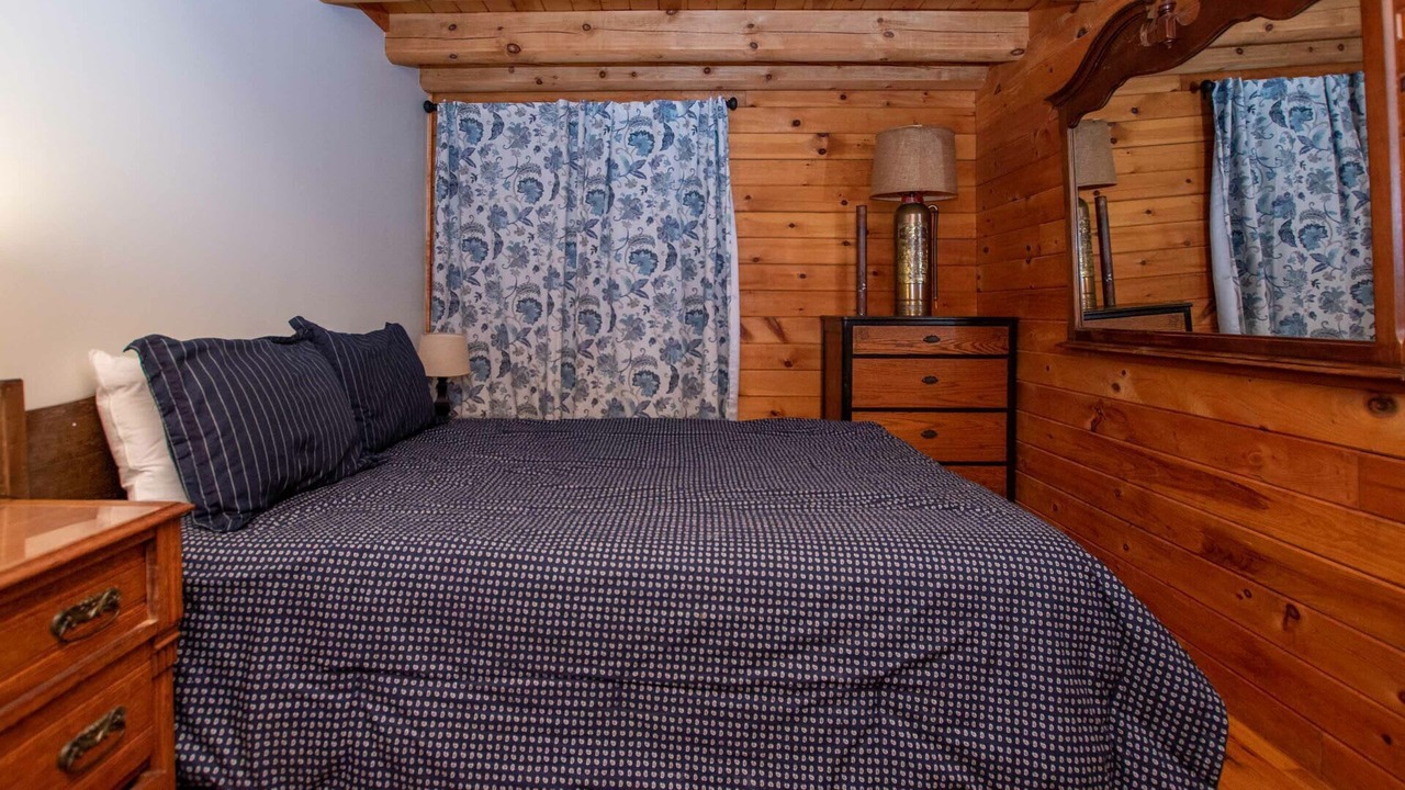 Photo of Bedroom in Ovid