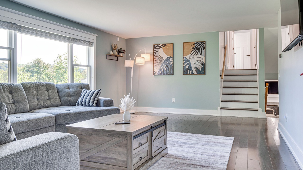 Photo of Livingroom in Suncook