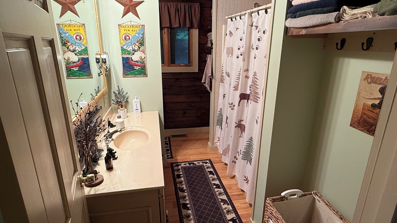 Photo of Bathroom in Stark