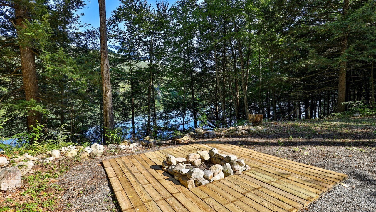 Photo of Patio Balcony in Forest Dale