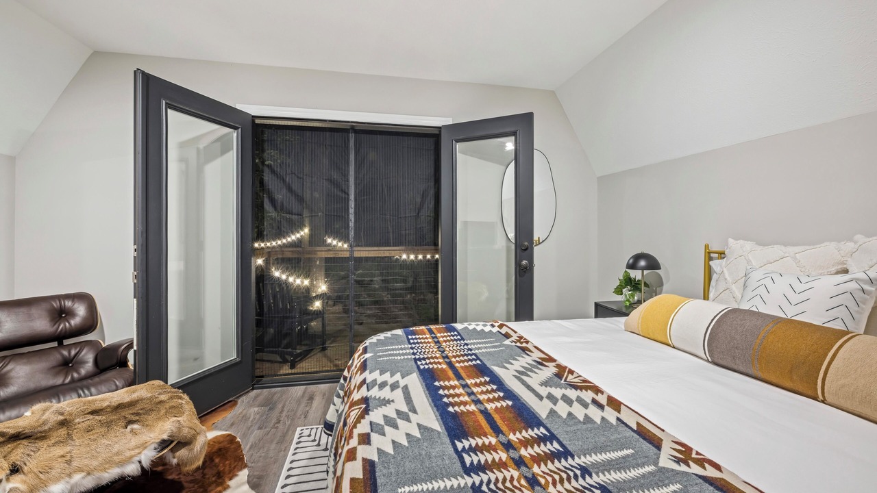 Photo of Bedroom in Alpine Lake