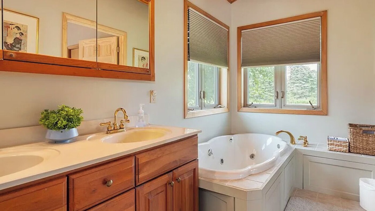 Photo of Bathroom in Cooperstown