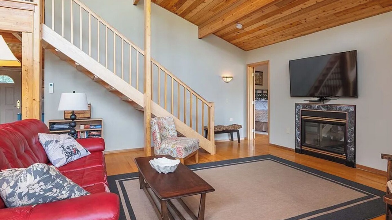 Photo of Livingroom in Cooperstown