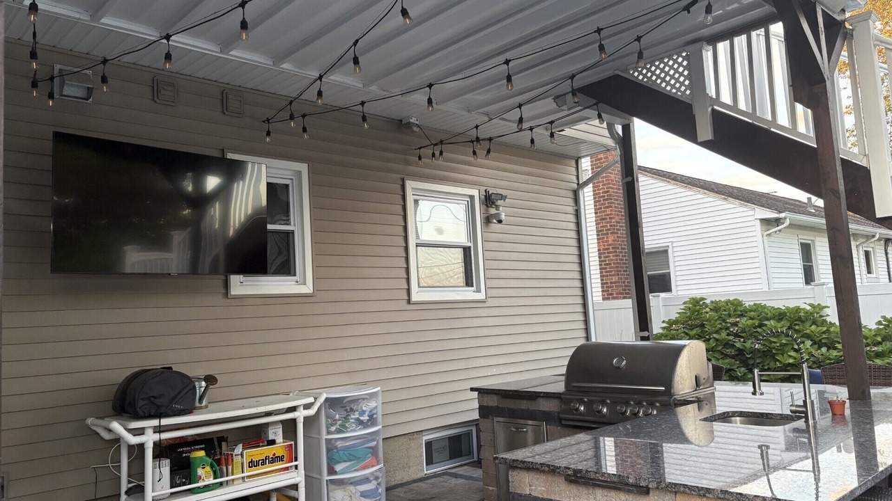 Photo of Patio Balcony in North Massapequa