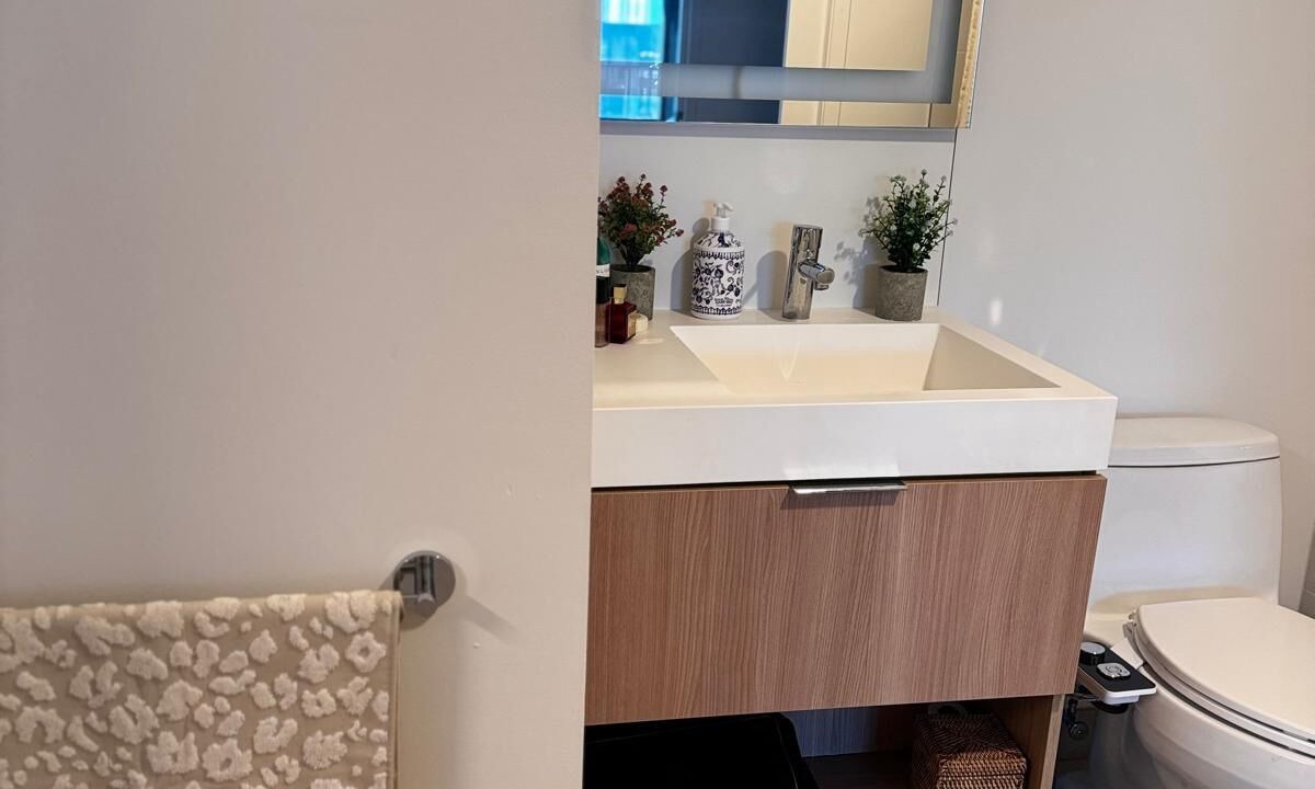 Photo of Bathroom in Seaport District