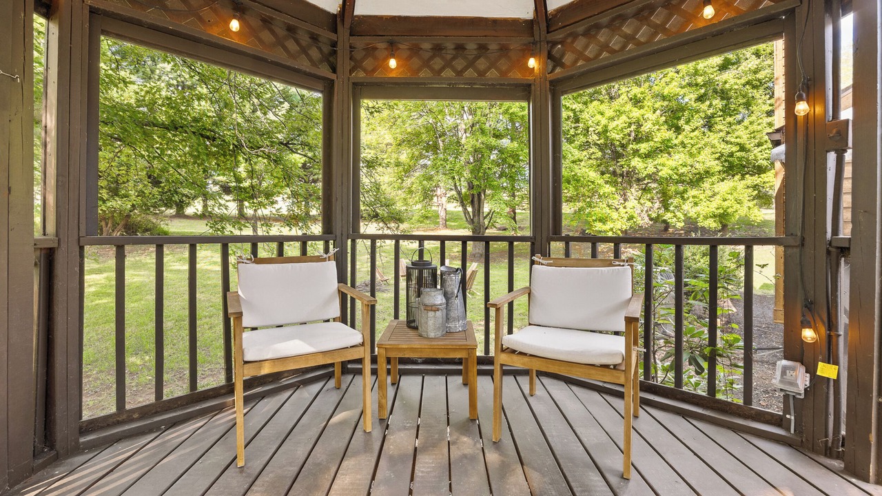 Photo of Outdoor in Bakerton