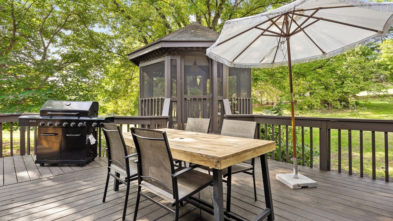 Photo of Outdoor in Bakerton