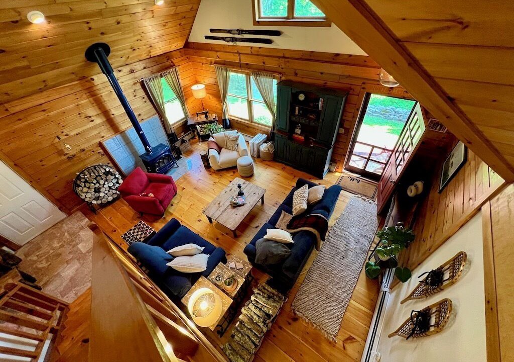 Photo of Livingroom in West Arlington