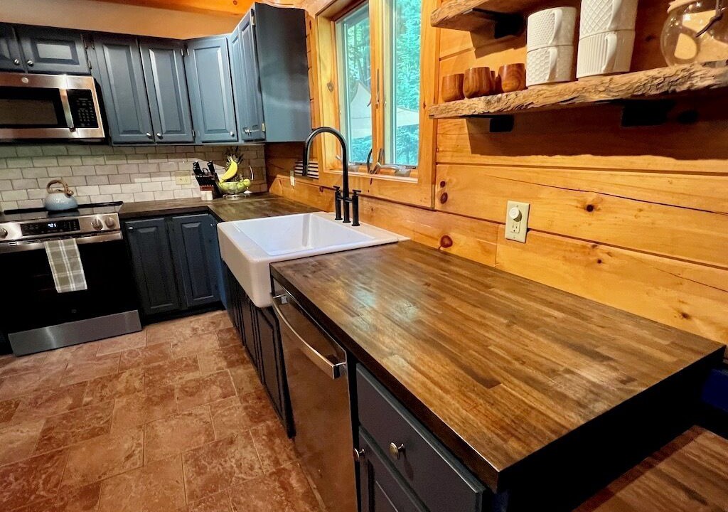 Photo of Kitchen in West Arlington