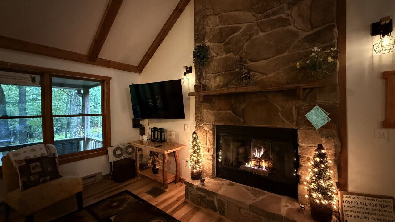 Photo of Livingroom in Alpine Lake
