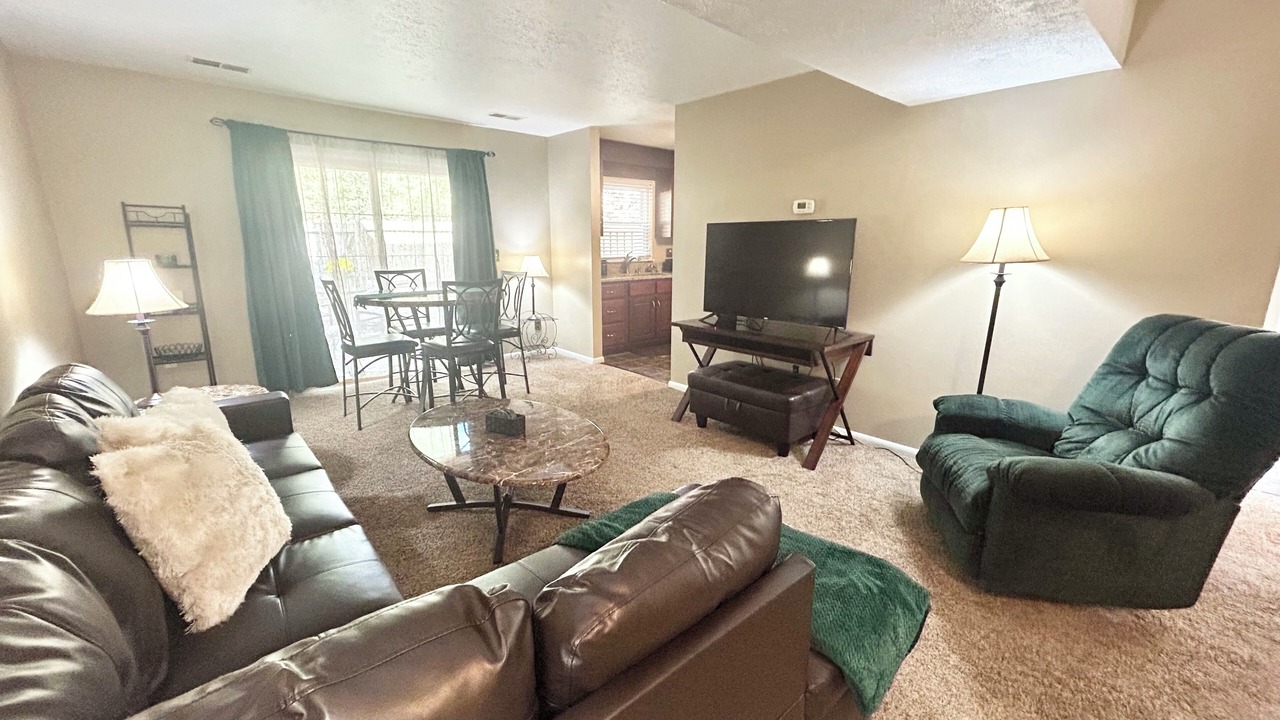 Photo of Livingroom in Skelton