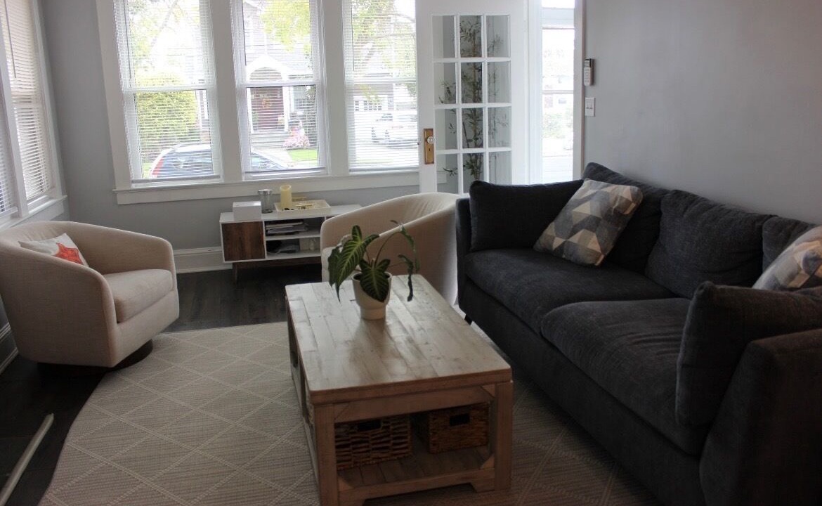 Photo of Livingroom in Old Bethpage