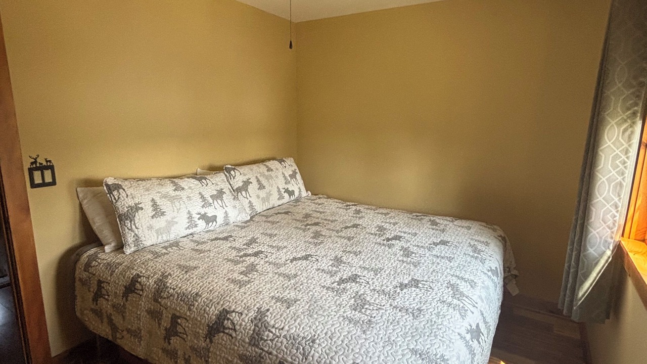 Photo of Bedroom in Errol