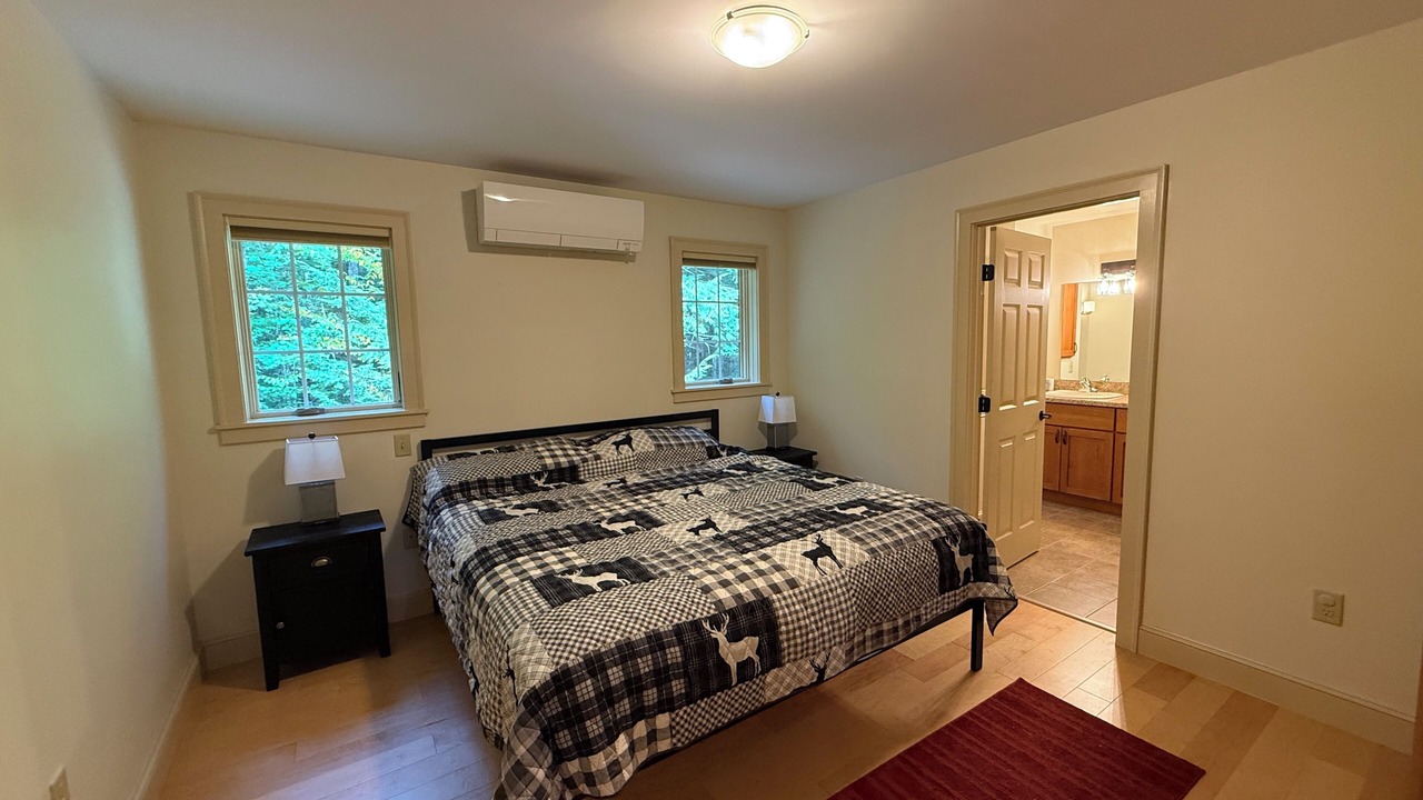 Photo of Bedroom in Mount Sunapee