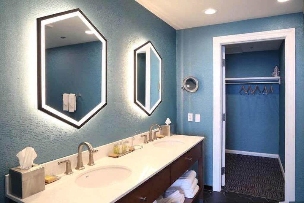 Photo of Bathroom in Midtown Ocean City